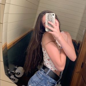 Meet your Posher, Mira